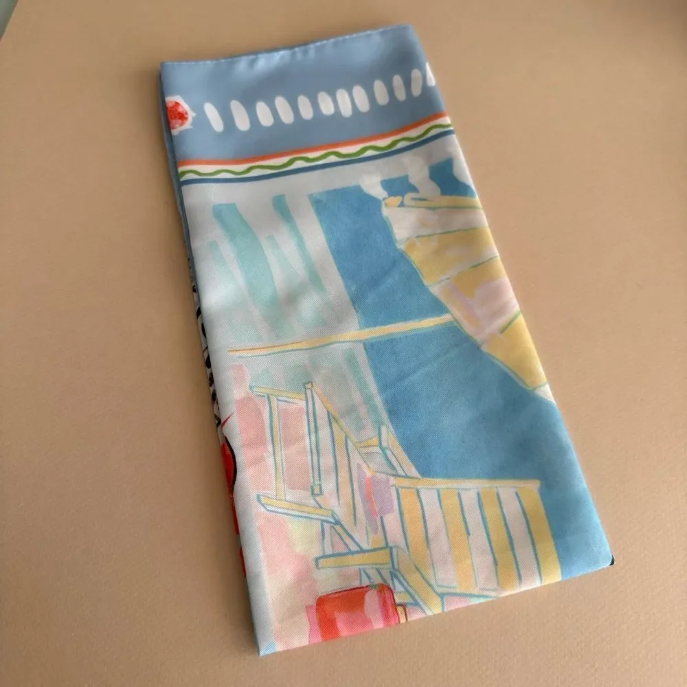 Fish scarf P107
